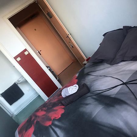 Rest Hotel L Ardoise Augé 外观 照片